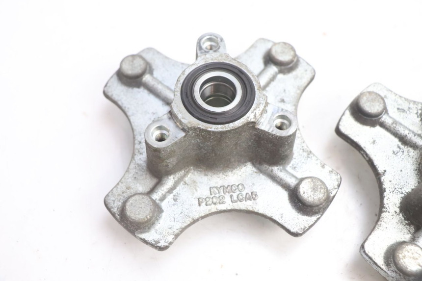 photo de MOZZO RUOTA ANTERIORE KYMCO MXU R 250 (2004 - 2010) - Stato della superficie e materiale