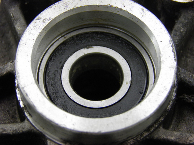 photo de MOZZO RUOTA ANTERIORE PIAGGIO MP3 RL 125 (2008 - 2009) - Zoom sullo stato d'uso