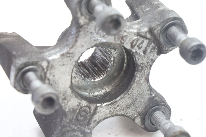 photo de MOZZO RUOTA ANTERIORE GILERA RUNNER SP 50 (2002 - 2004) - Zoom sullo stato d'uso