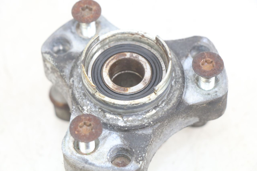 photo de MOZZO RUOTA ANTERIORE PEUGEOT SPEEDFIGHT LC 50 (1996 - 2002) - Vista d'insieme del prodotto