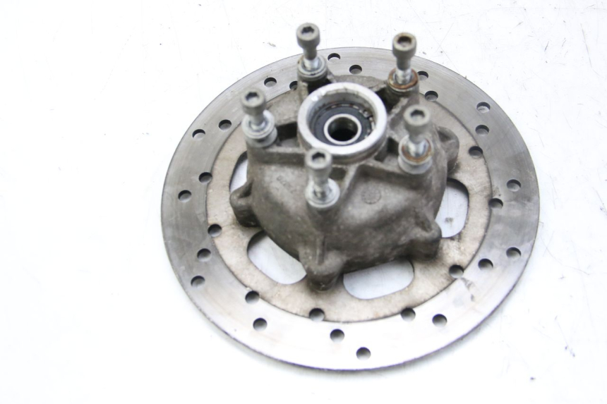 photo de MOZZO RUOTA ANTERIORE PIAGGIO VESPA GRANTURISMO 125 (2003 - 2007) - Zoom sullo stato d'uso