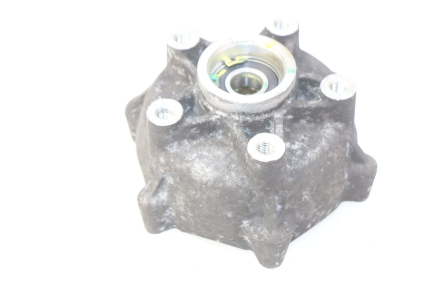 photo de MOZZO RUOTA ANTERIORE PIAGGIO VESPA GTS IGET ABS 125 (2017 - 2023) - Zoom sullo stato d'uso