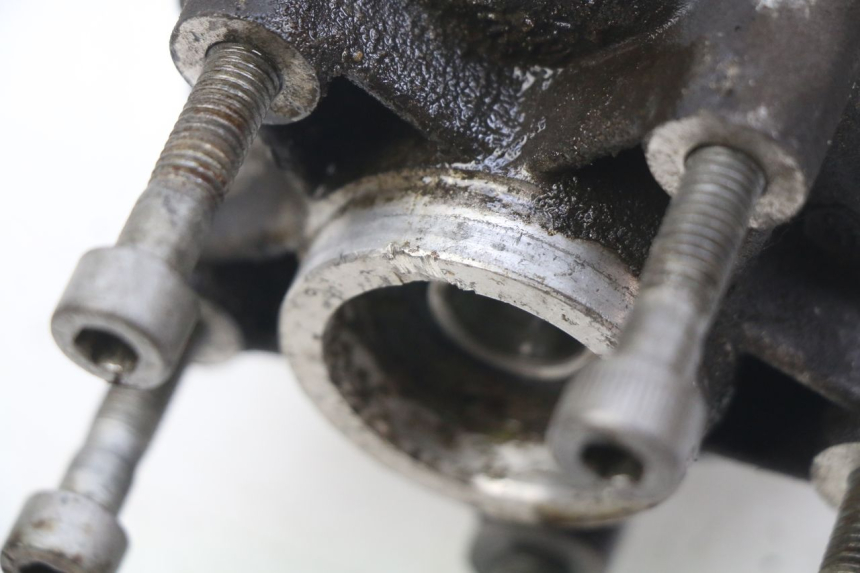 photo de MOZZO RUOTA ANTERIORE PIAGGIO VESPA LX 125 (2005 - 2010) - Dettaglio del componente