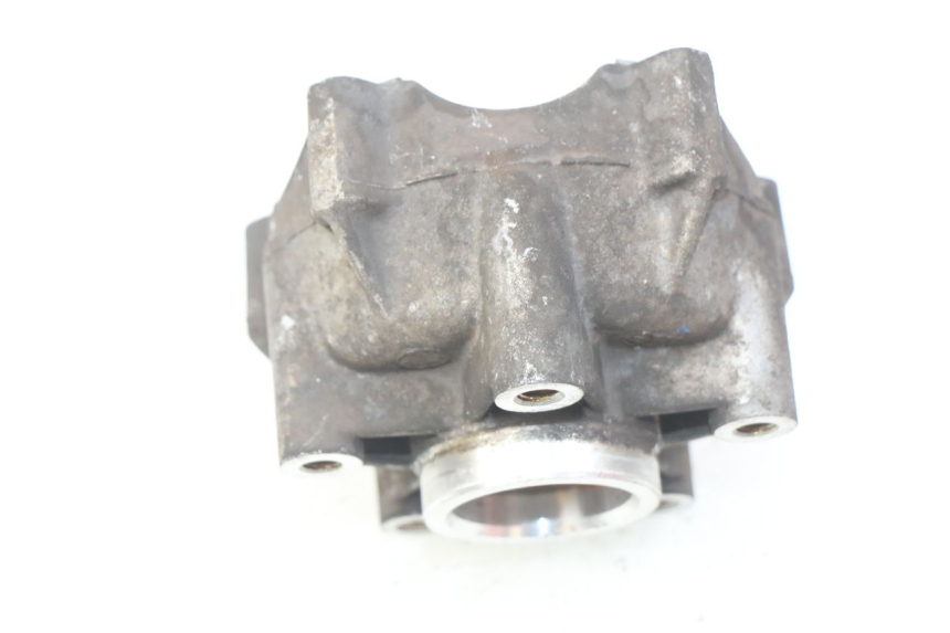 photo de MOZZO RUOTA ANTERIORE PIAGGIO VESPA PRIMAVERA 2T 50 (2013 - 2018) - Altra angolazione