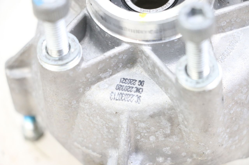 photo de MOZZO RUOTA ANTERIORE PIAGGIO VESPA PRIMAVERA 4T 50 (2021 - 2024) - Zoom sullo stato d'uso