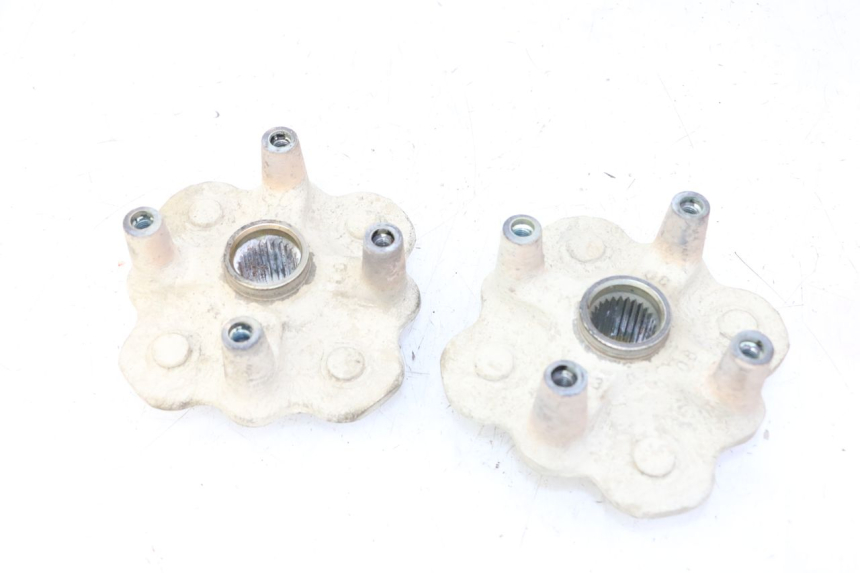 photo de MOZZO RUOTA ANTERIORE YAMAHA YFM BRUIN 350 (2003 - 2009) - Primo piano tecnico