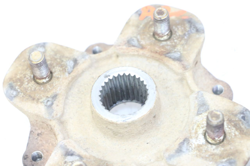 photo de MOZZO RUOTA ANTERIORE YAMAHA YFM GRIZZLY 550 (2008 - 2015) - Dettagli dei punti di fissaggio