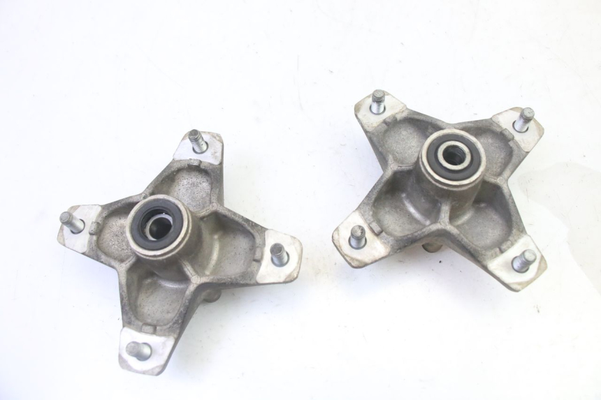 photo de MOZZO RUOTA ANTERIORE YAMAHA YFM R RAPTOR 250 (2008 - 2014) - Vista principale