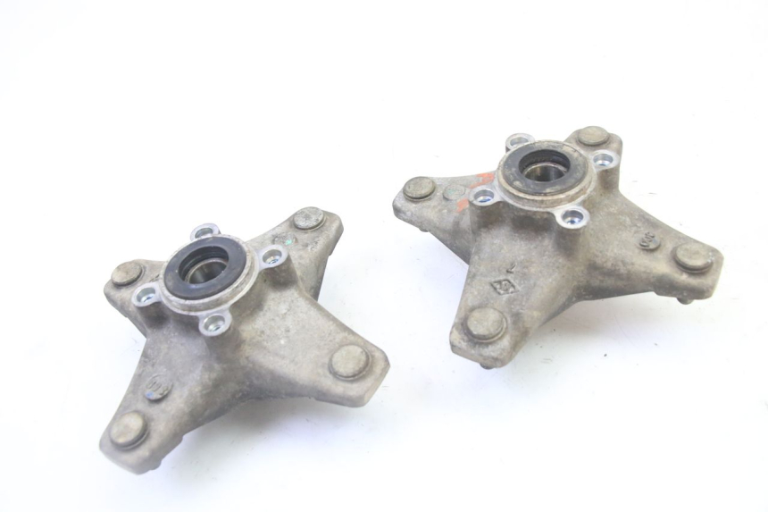 photo de MOZZO RUOTA ANTERIORE YAMAHA YFM R RAPTOR 250 (2008 - 2014) - Altra angolazione