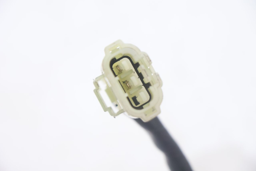 photo de BLOCCHETTO CHIAVI PIAGGIO MP3 HPE 530 (2022 - 2026) - Stato della superficie e materiale
