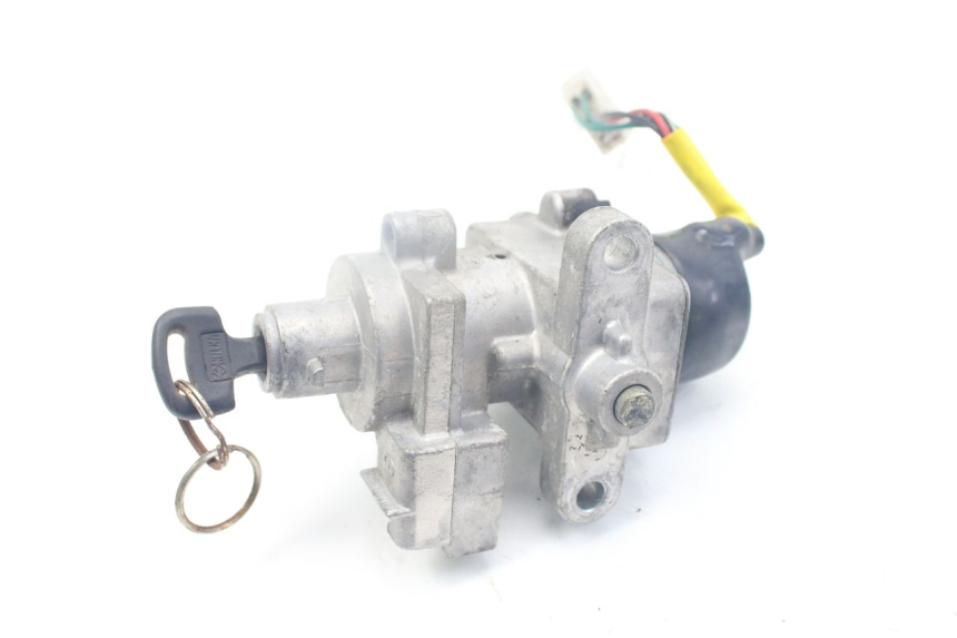 photo de NEIMAN KYMCO PEOPLE 250 (2004 - 2008) - Caratteristiche distintive