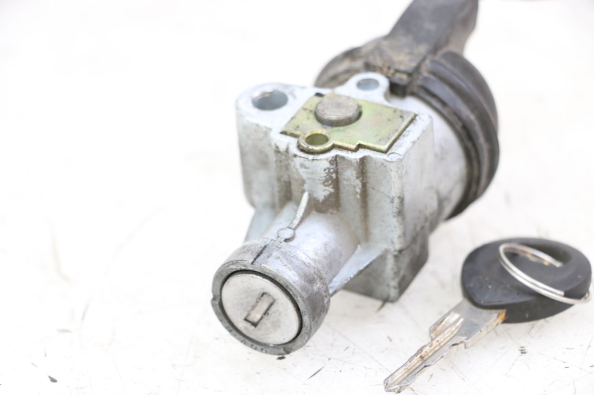 photo de NEIMAN PEUGEOT LUDIX 50 (2008 - 2017) - Dettagli dei punti di fissaggio