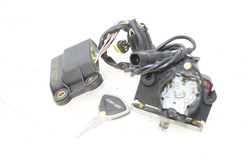 photo de BLOCCHETTO CHIAVI CAN-AM SPYDER RS 1000 (2008 - 2012) - Altra vista dell'articolo