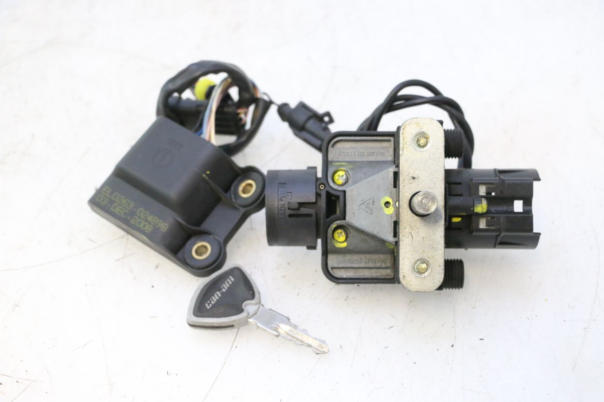photo de BLOCCHETTO CHIAVI CAN-AM SPYDER RS 1000 (2008 - 2012) - Altra angolazione