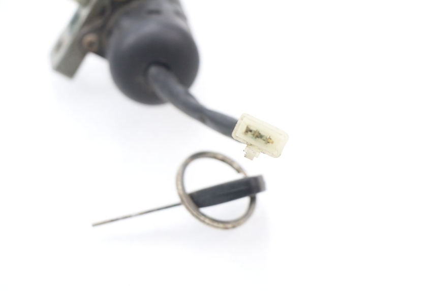 photo de BLOCCHETTO CHIAVI MBK STUNT NAKED 50 (2004 - 2018) - Primo piano tecnico