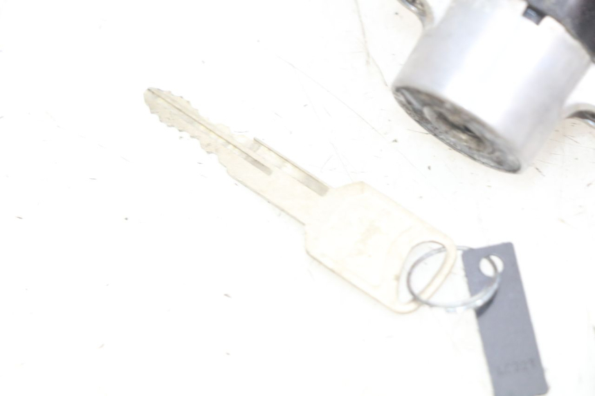 photo de NEIMAN SUZUKI SV N 650 (1999 - 2002) - Dettagli dei punti di fissaggio