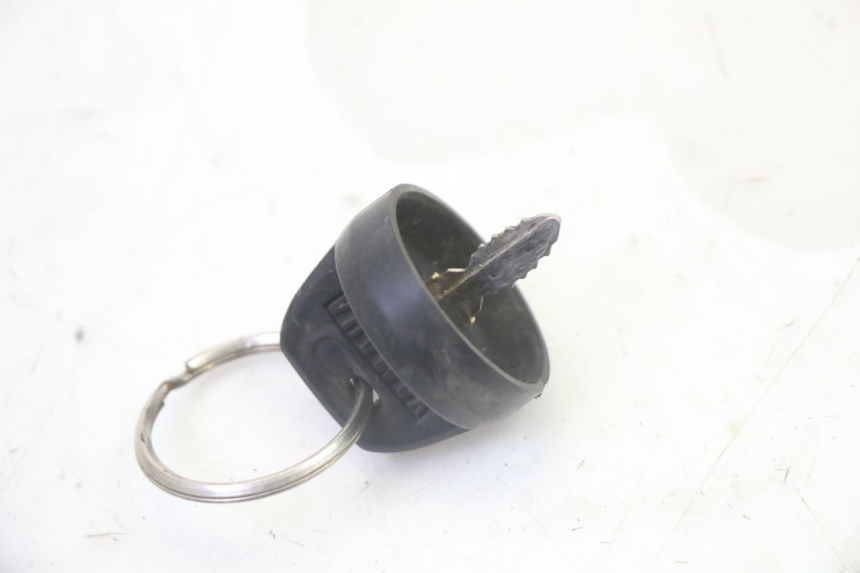 photo de BLOCCHETTO CHIAVI YAMAHA YFM GRIZZLY 550 (2008 - 2015) - Altra angolazione