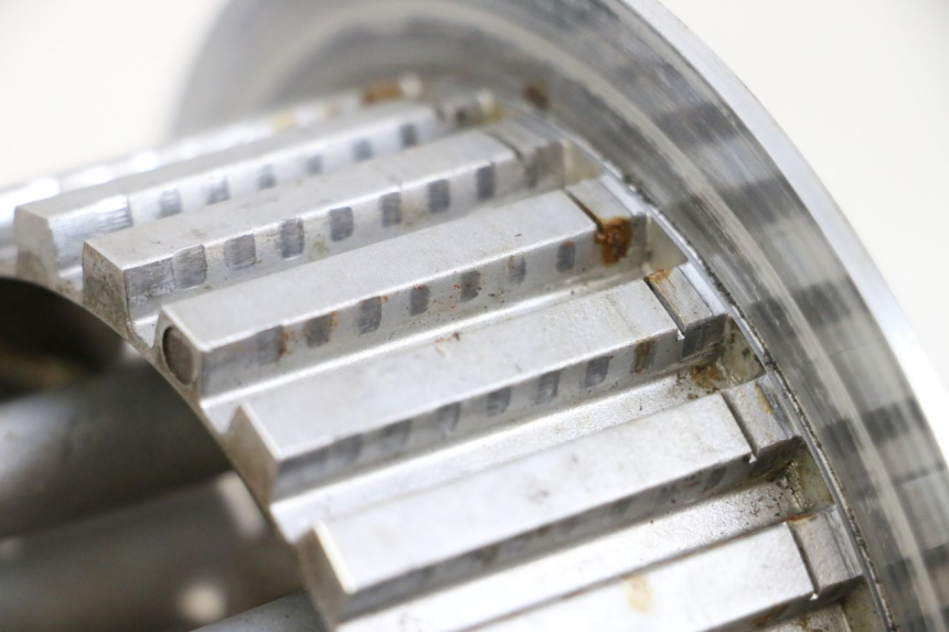 photo de MOZZO FRIZIONE YAMAHA FJR ABS 1300 (2006 - 2012) - Zoom sullo stato d'uso