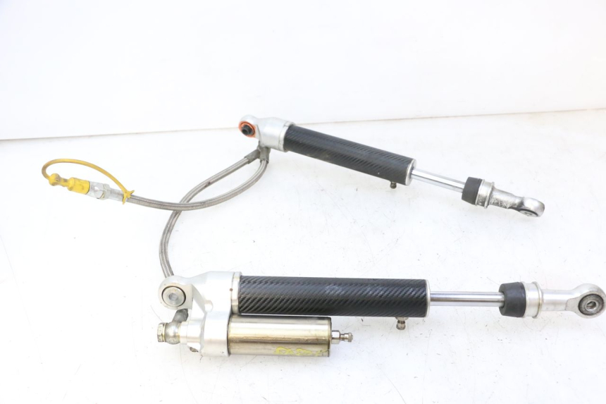 photo de COPPIA AMMORTIZZATORI POSTERIORI QUADRO 4 4D 350 (2015 - 2018) - Dettagli dei punti di fissaggio