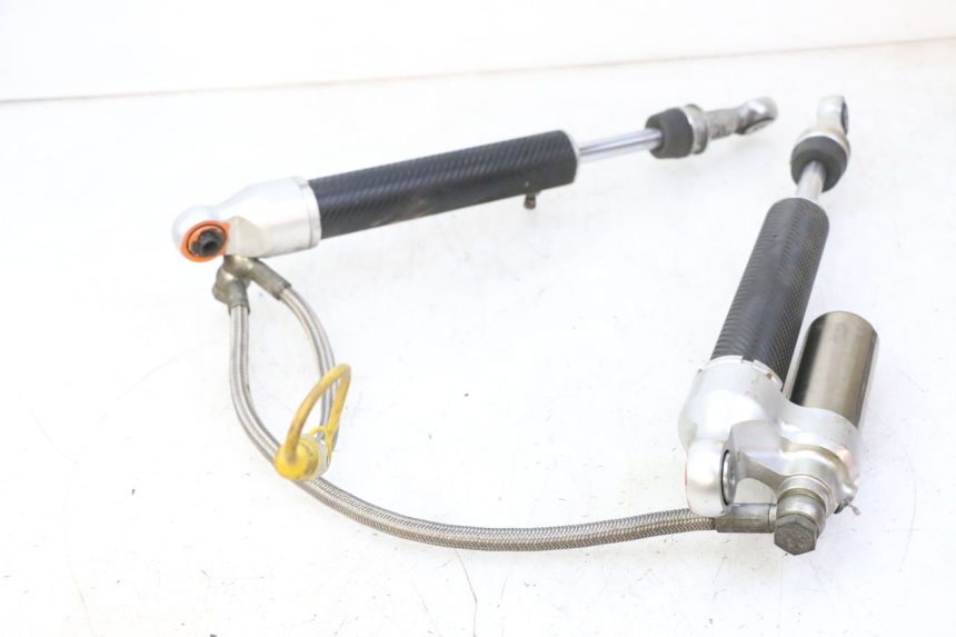 photo de COPPIA AMMORTIZZATORI POSTERIORI QUADRO 4 4D 350 (2015 - 2018) - Ricambio usato controllato