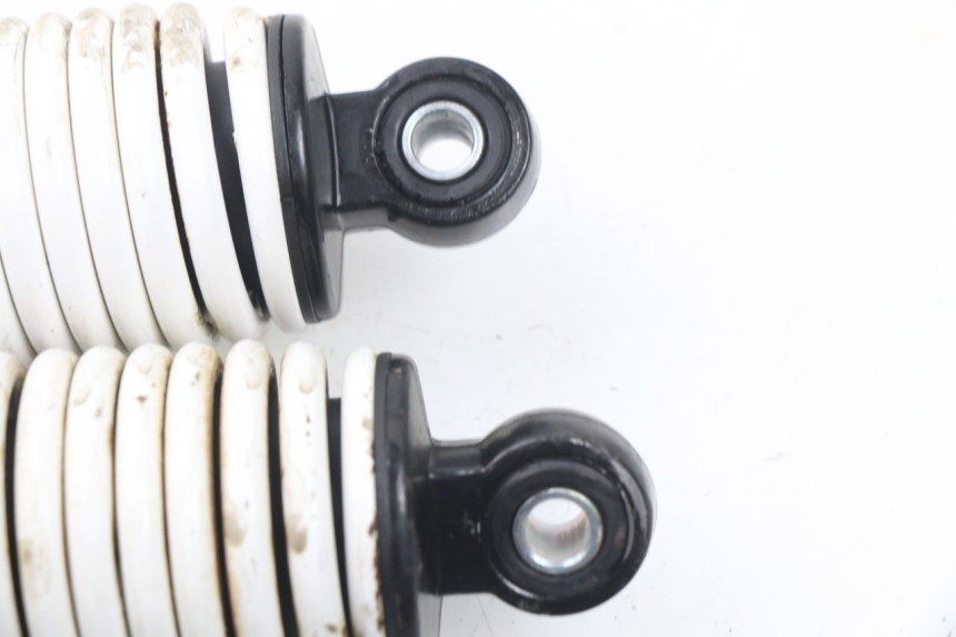 photo de COPPIA AMMORTIZZATORI POSTERIORI YAMAHA BW'S BWS 125 (2010 - 2013) - Altra angolazione