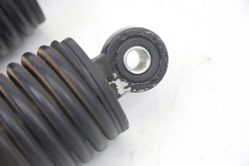 photo de COPPIA AMMORTIZZATORI POSTERIORI YAMAHA CYGNUS X INJECTION 125 (2007 - 2013) - Ricambio usato controllato
