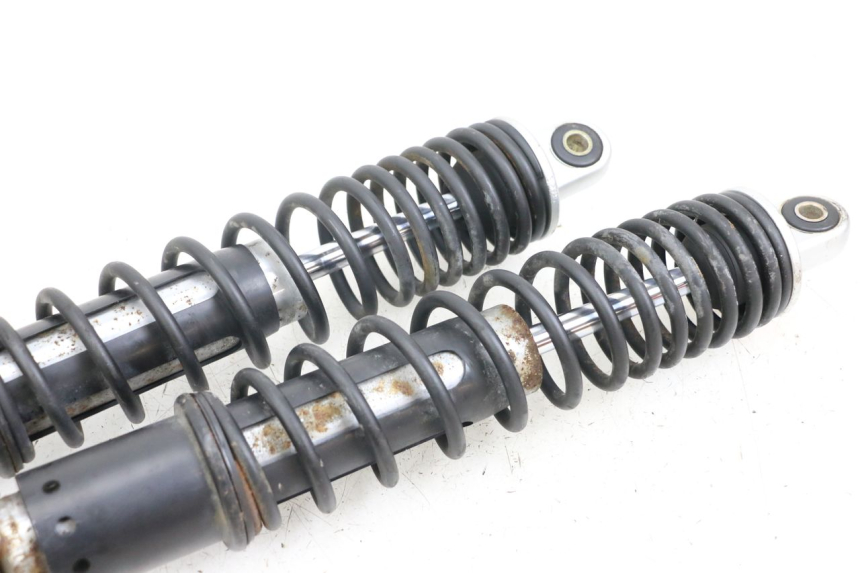 photo de COPPIA AMMORTIZZATORI POSTERIORI KYMCO DINK STREET 125 (2009 - 2014) - Primo piano tecnico