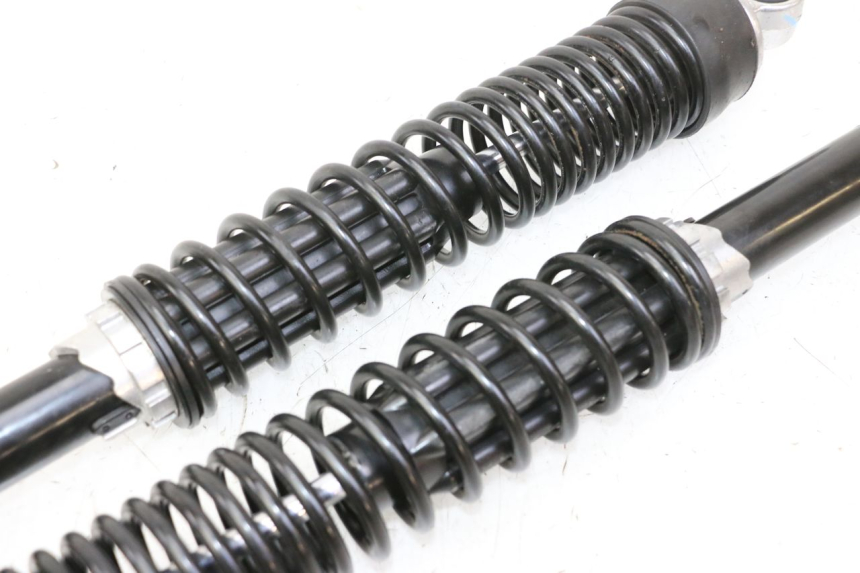 photo de COPPIA PIAGGIO MP3 HPE 310 (2024 - 2025) - Ricambio usato controllato