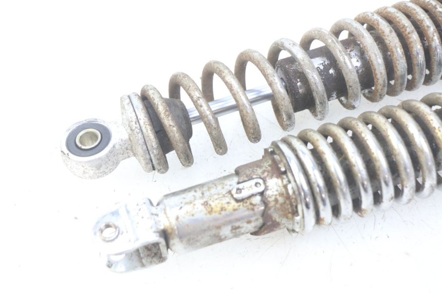 photo de COPPIA AMMORTIZZATORI POSTERIORI SELECT UP OCTALIS 125 (2007 - 2012) - Primo piano tecnico