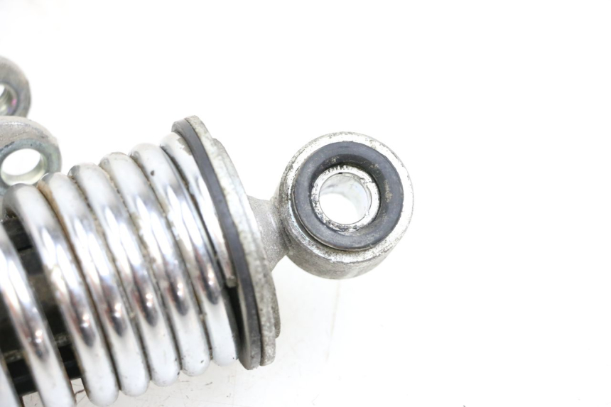 photo de COPPIA AMMORTIZZATORI POSTERIORI HONDA PCX (JF47) 125 (2012 - 2013) - Dettagli dei punti di fissaggio