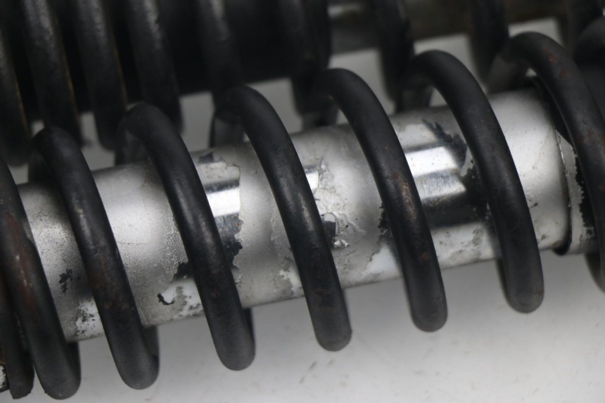 photo de Coppia ammortizzatori posteriori KYMCO PULSAR 125 (2008 - 2015) - Vista d'insieme del prodotto