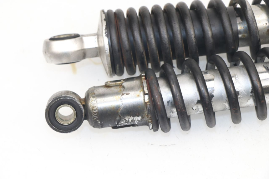 photo de Coppia ammortizzatori posteriori KYMCO PULSAR 125 (2008 - 2015) - Dettagli dei punti di fissaggio