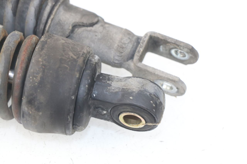 photo de COPPIA AMMORTIZZATORI POSTERIORI HONDA SES DYLAN 125 (2002 - 2006) - Primo piano tecnico