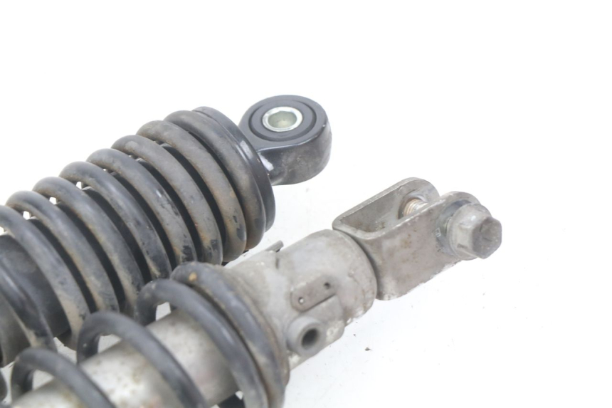 photo de COPPIA AMMORTIZZATORI POSTERIORI SUZUKI SIXTEEN 125 (2008 - 2010) - Primo piano tecnico