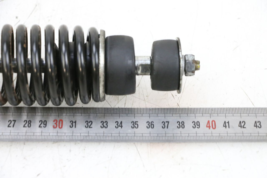 photo de COPPIA AMMORTIZZATORI POSTERIORI PIAGGIO VESPA GTS SUPER IE 125 (2009 - 2016) - Dettagli dei punti di fissaggio