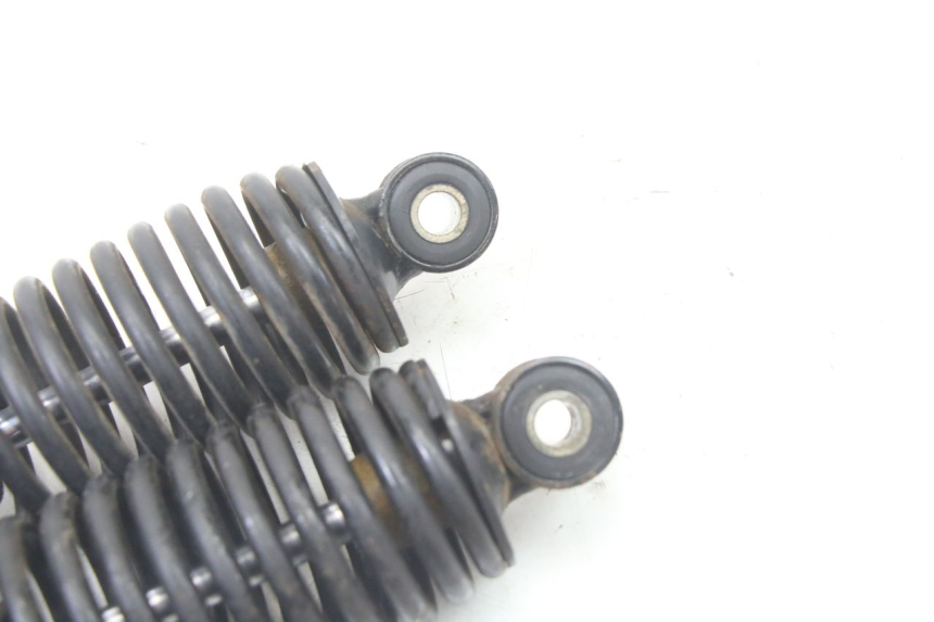 photo de COPPIA AMMORTIZZATORI POSTERIORI YAMAHA X-MAX XMAX 125 (2010 - 2013) - Primo piano tecnico