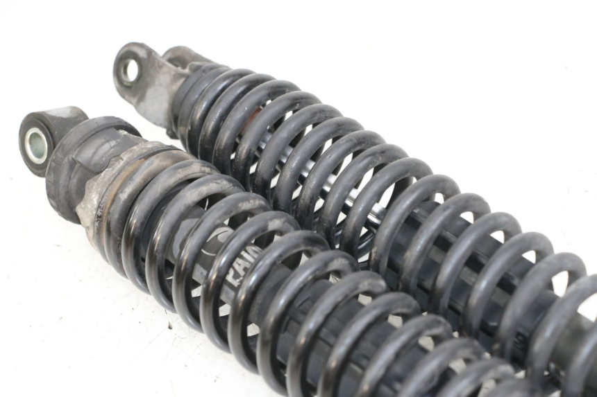 photo de COPPIA AMMORTIZZATORI POSTERIORI YAMAHA YP MAJESTY 125 (2002 - 2006) - Altra angolazione