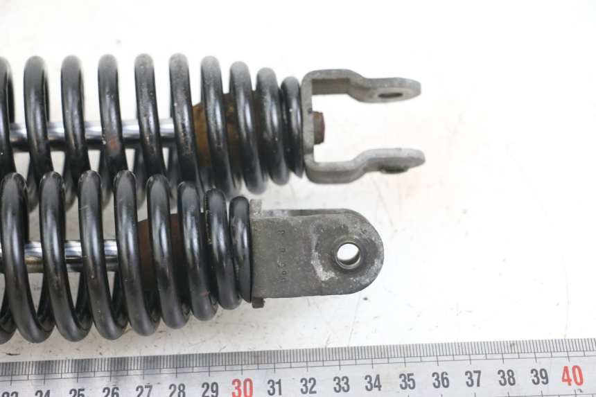 photo de COPPIA AMMORTIZZATORI POSTERIORI YAMAHA YP MAJESTY 125 (2002 - 2006) - Dettaglio del componente