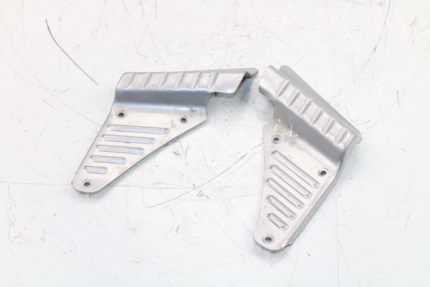 photo de COPPIA PEDANE POSTERIORI BAOTIAN BT 49 QT-9 50 (2006 - 2010) - Zoom sullo stato d'uso