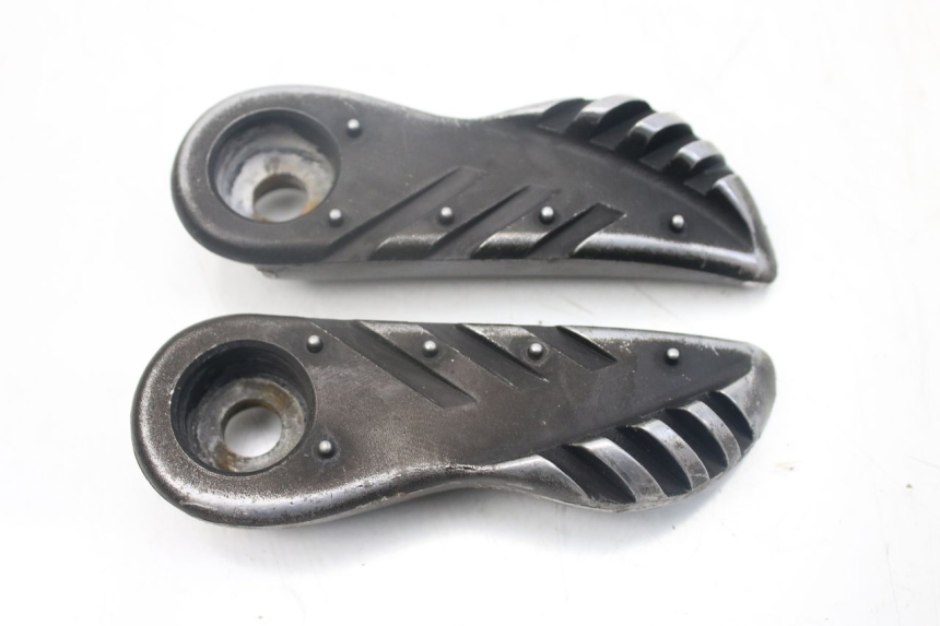 photo de PAIA DI PEDANE POSTERIORI YAMAHA BW'S EASY 50 (2013 - 2016) - Dettagli dei punti di fissaggio