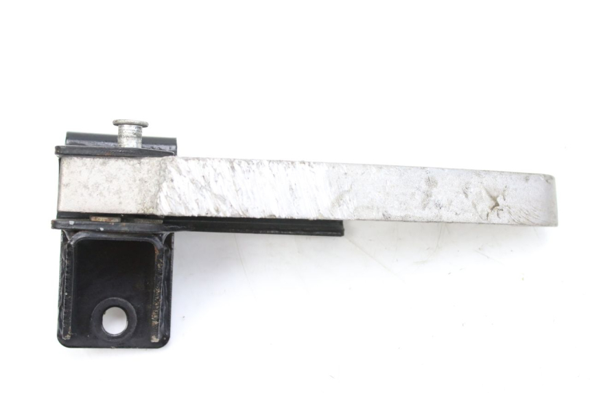 photo de PAIA DI PEDANE POSTERIORI PEUGEOT CITYSTAR 125 (2011 - 2017) - Zoom sullo stato d'uso