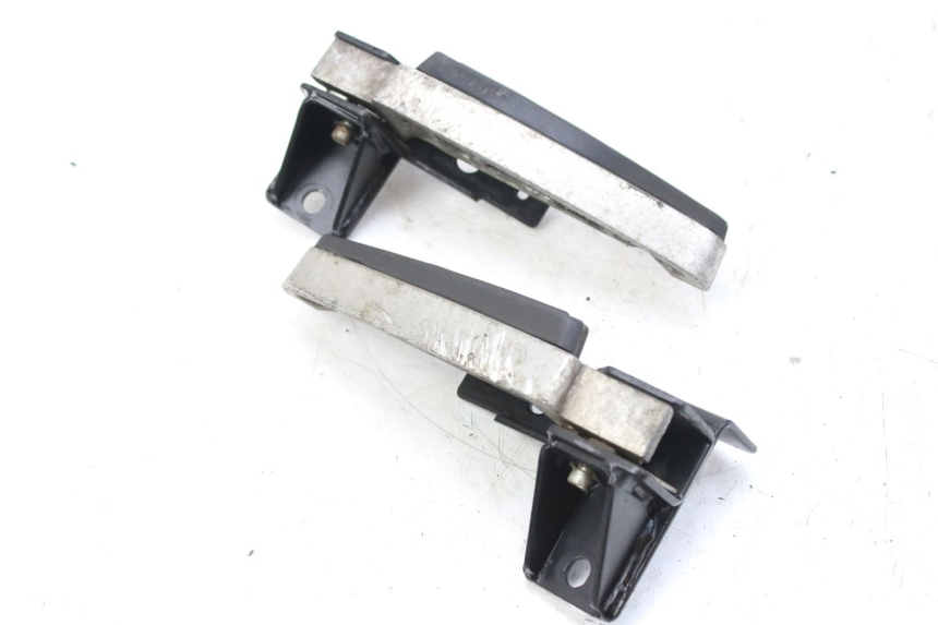 photo de PAIA DI PEDANE POSTERIORI PEUGEOT CITYSTAR 50 (2013 - 2017) - Altra angolazione