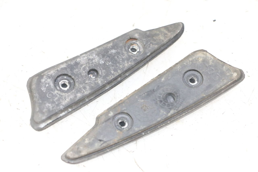 photo de PAIA DI PEDANE POSTERIORI PEUGEOT CITYSTAR 50 (2013 - 2017) - Zoom sullo stato d'uso