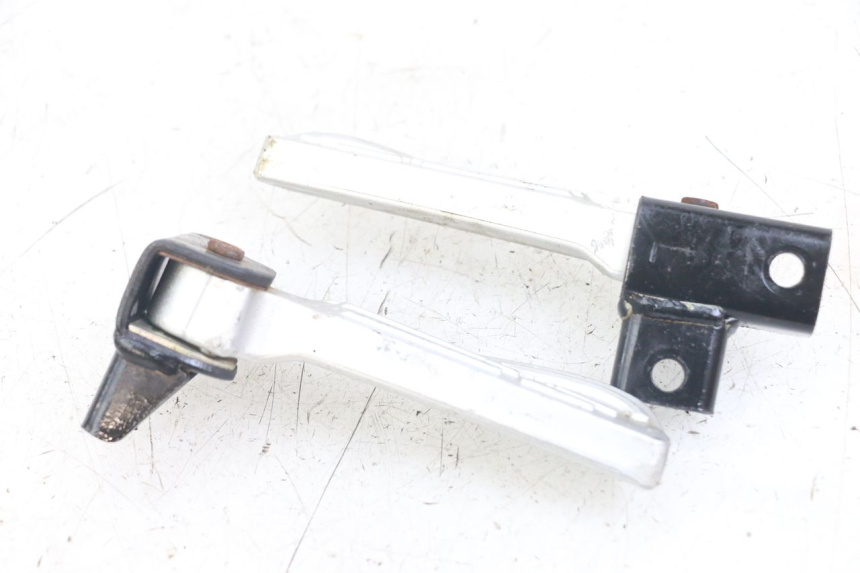 photo de PAIA DI PEDANE POSTERIORI SYM FIDDLE 3 III 125 (2014 - 2020) - Vista d'insieme del prodotto