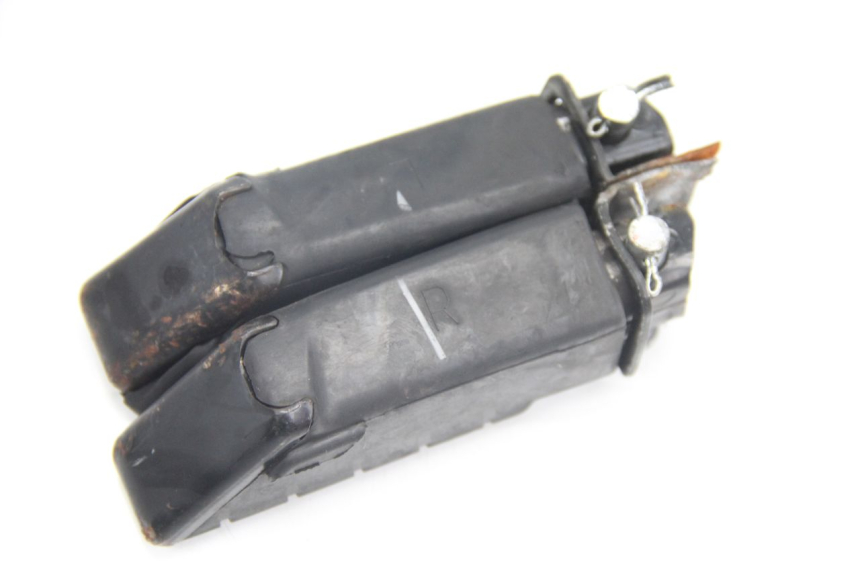 photo de COPPIA PEDANE POSTERIORI MBK FLIPPER 115 (2013 - 2017) - Altra angolazione