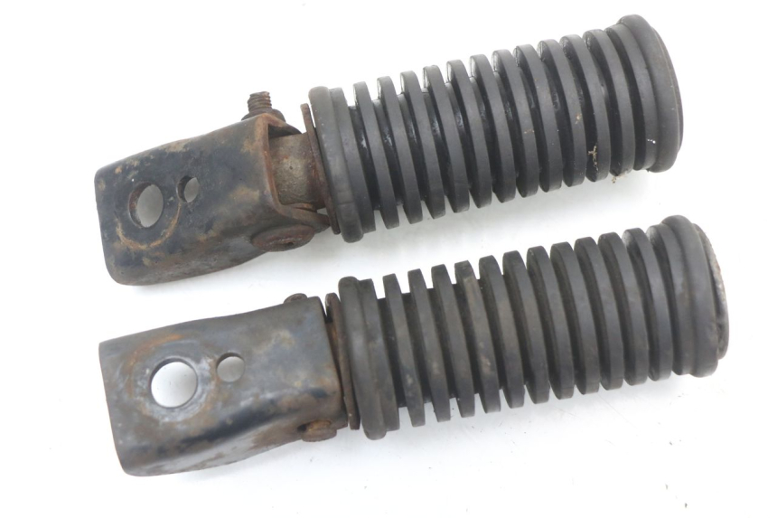 photo de PEDANA POSTERIORE SUZUKI GN 125 (1997 - 2000) - Zoom sullo stato d'uso