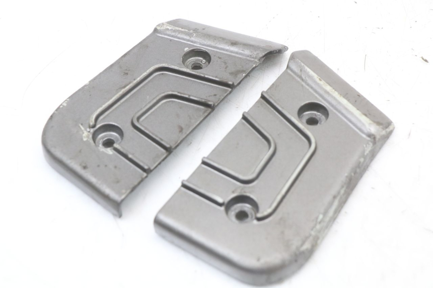 photo de PAIA DI PEDANE POSTERIORI TNT MOTOR GRIDO 2T 50 (2010 - 2019) - Altra angolazione