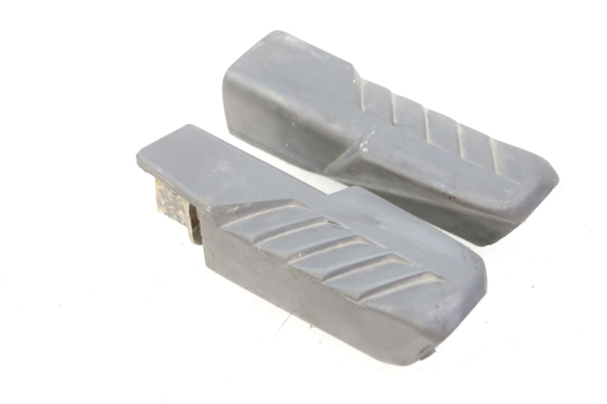 photo de PAIA DI PEDANE POSTERIORI HONDA FES S-WING SWING ABS 125 (2007 - 2015) - Primo piano tecnico