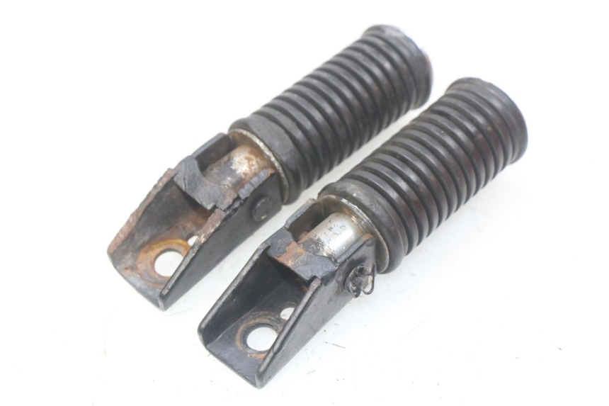 photo de PAIA DI PEDANE POSTERIORI KEEWAY HURRICANE 50 (2006 - 2019) - Primo piano tecnico