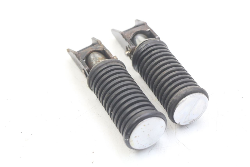 photo de PAIA DI PEDANE POSTERIORI KEEWAY HURRICANE 50 (2006 - 2019) - Primo piano tecnico